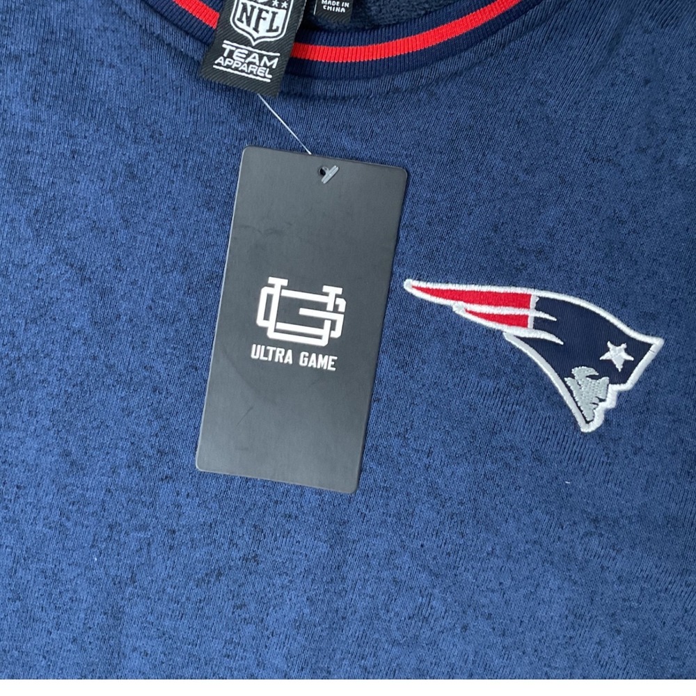 Ultra Game NFL New England Patriots Mens Navy Blue Crewneck Sweatshirt Small NEW - Picture 2 of 8